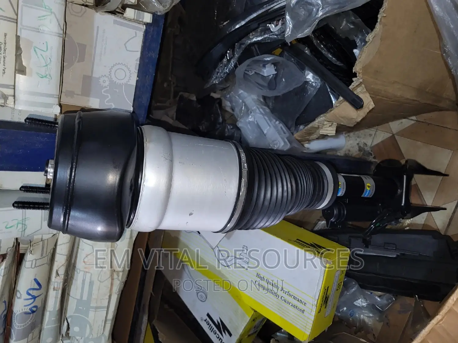 Mercedes Benz GLE Set of Front Ballon Shockes