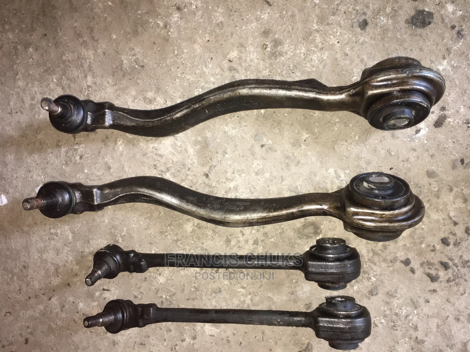 Set of Lower Arm for Mercedes Benz C300 or W204 4matic