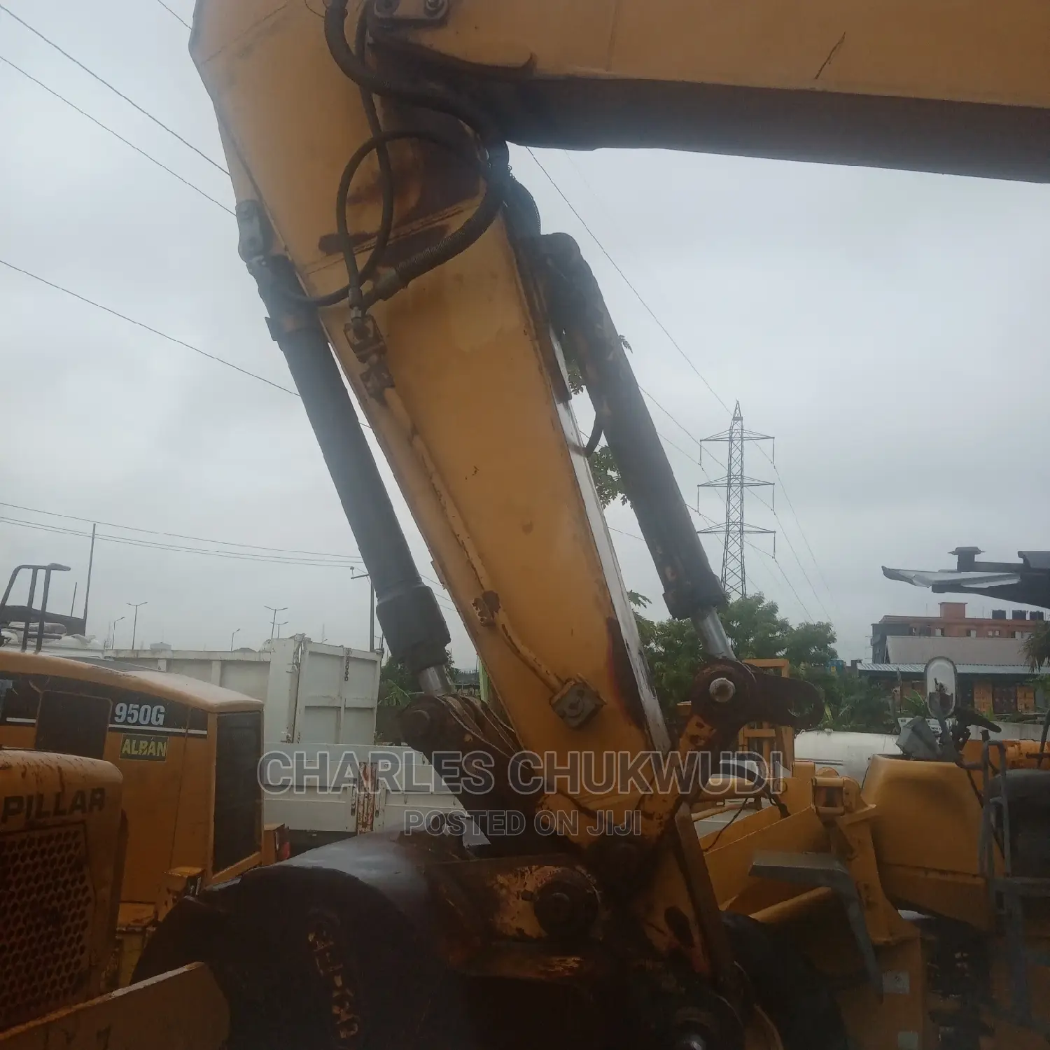 325cl Excavator