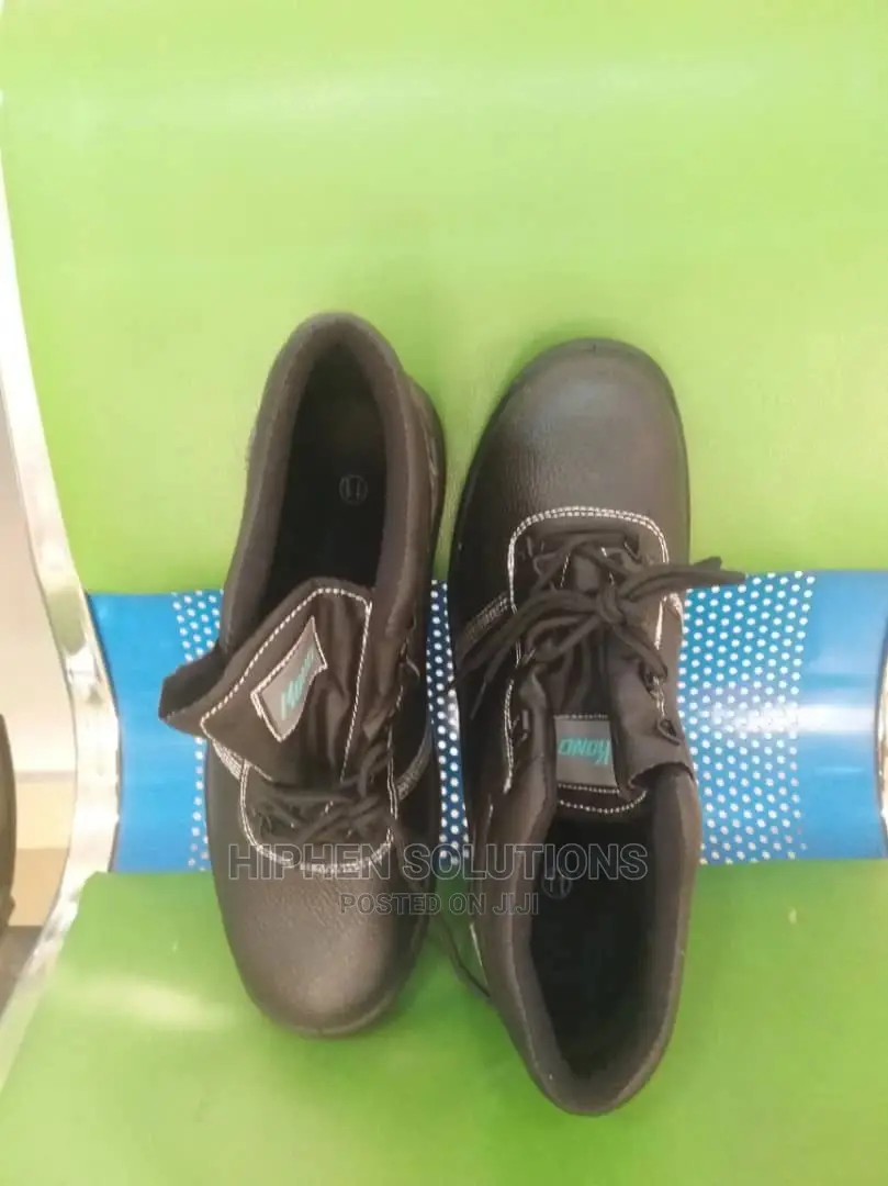 Simple Operations Safety Shoes