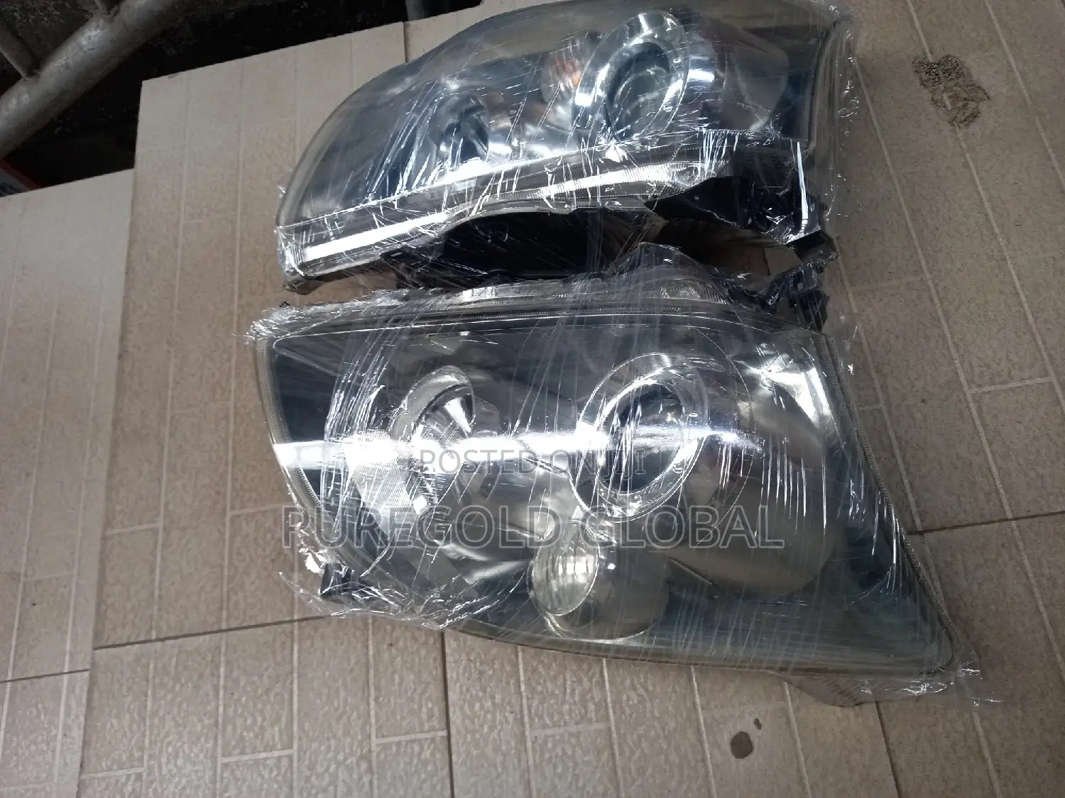 Toyota Avensis 2005 Model Headlamp