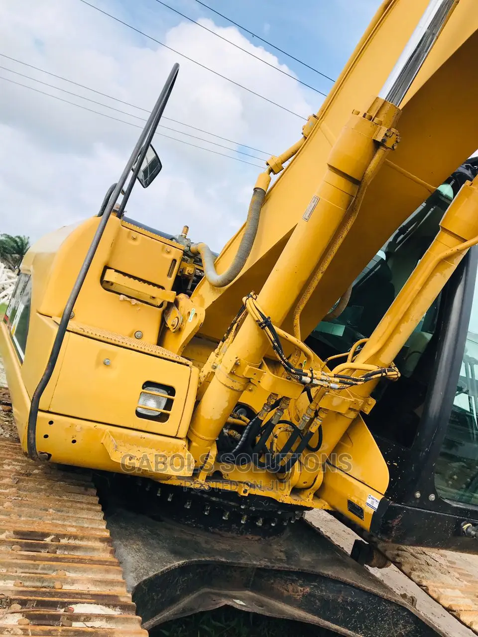 Direct Tokunbo Caterpillar Excavator 320CL