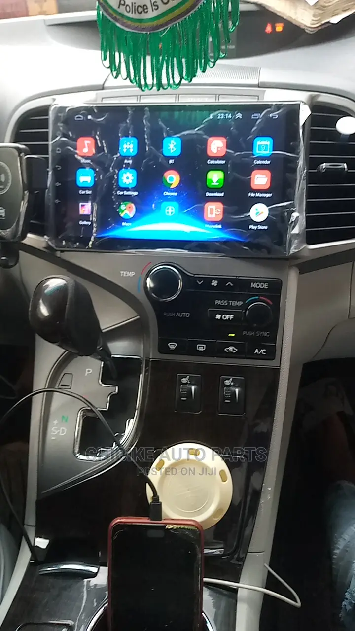 Toyota Venza Android/Reverse Camera