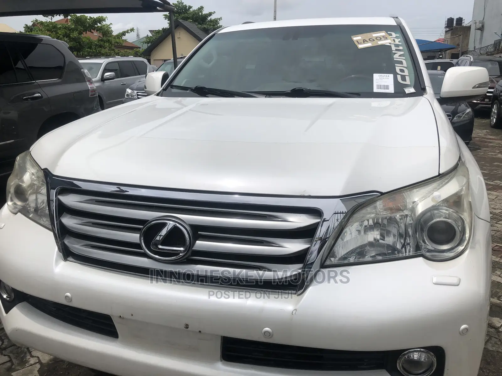 Lexus GX 460 Premium 2011 White