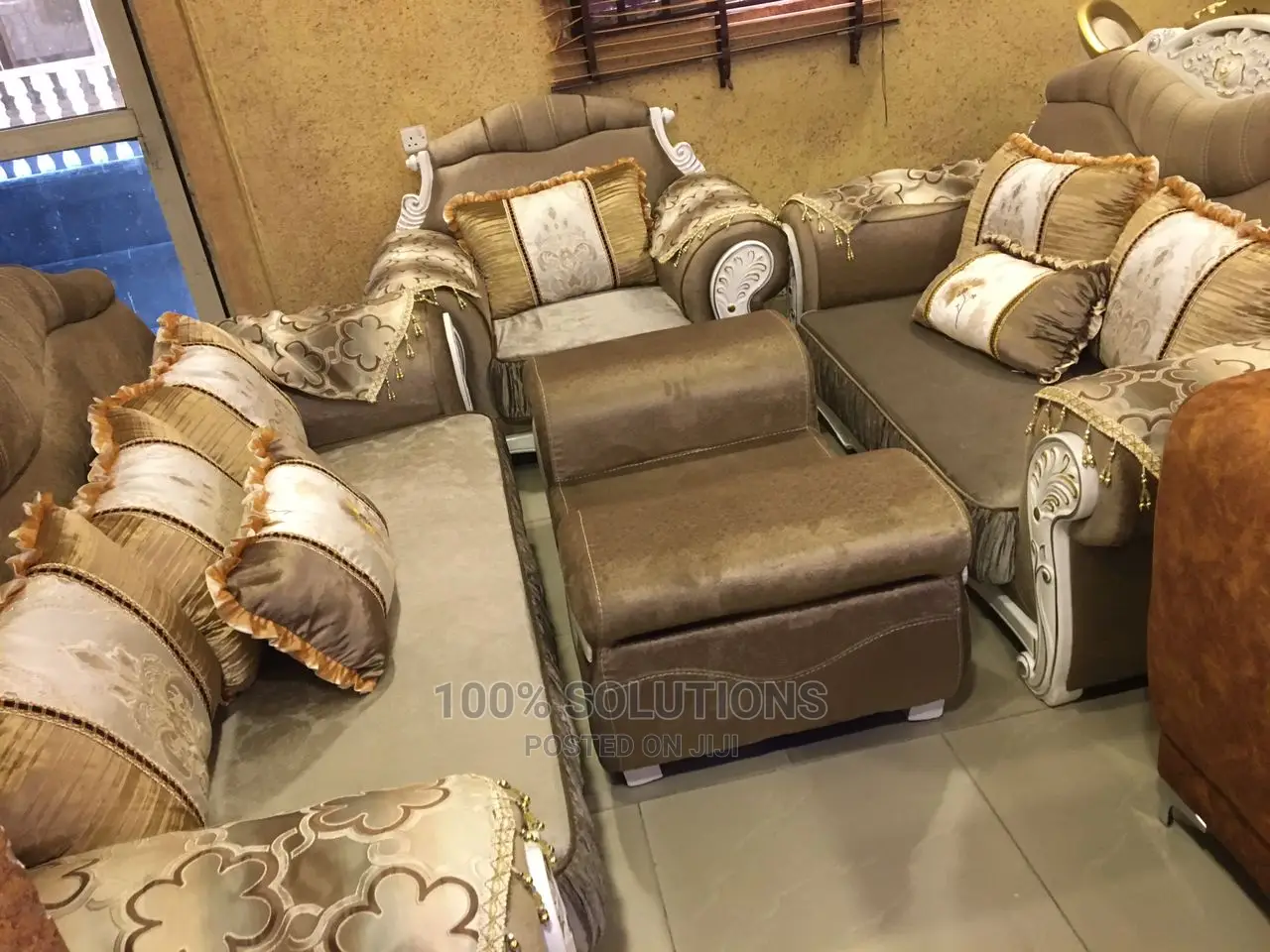 Royal Standard Sofa Sets for the Best of Your Homes