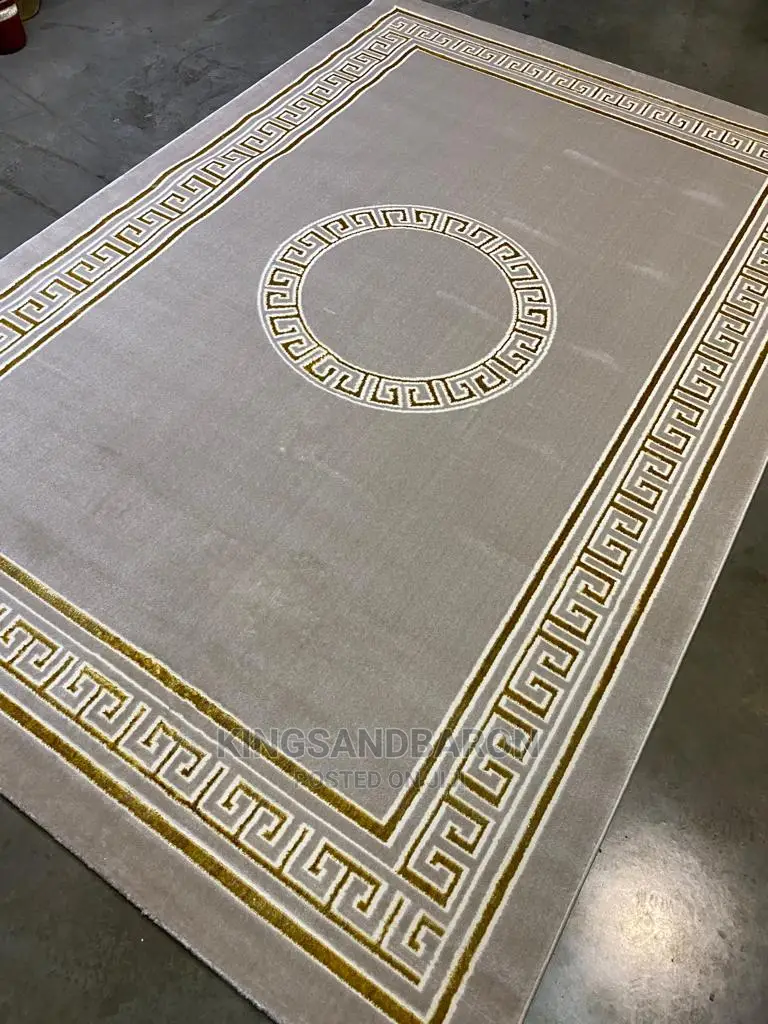 ,7x10fts Gold and Beige Vip Center Rug