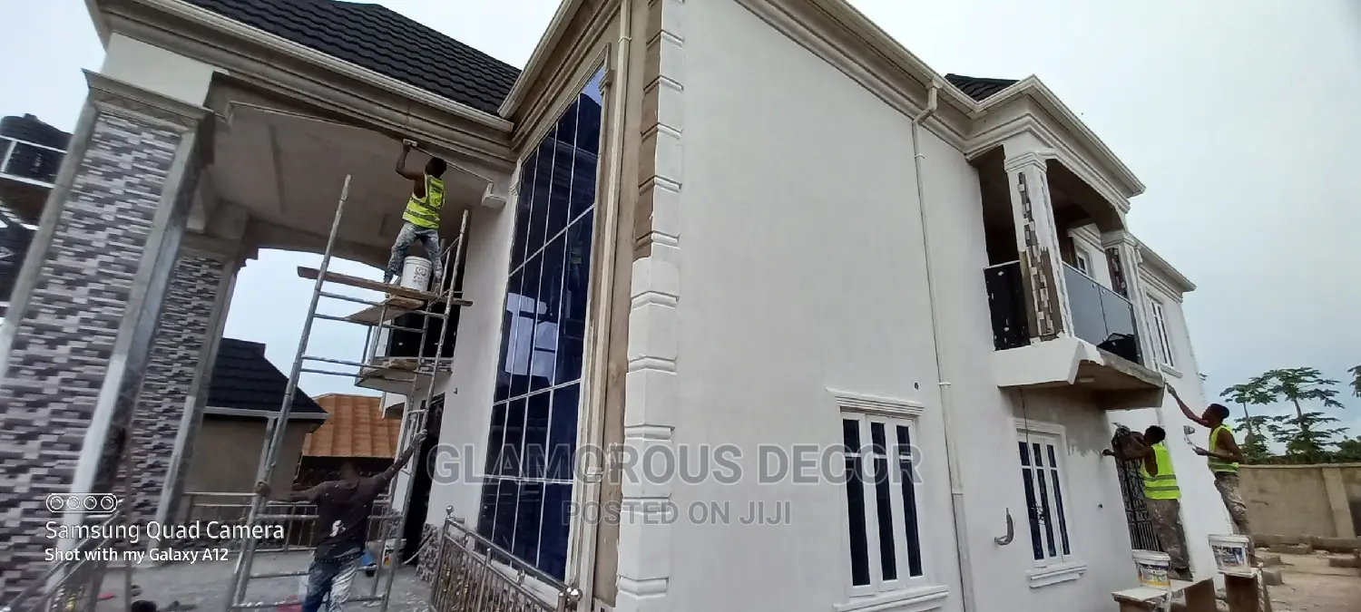 Proffesional Wall Screeding/Executive House Paintings