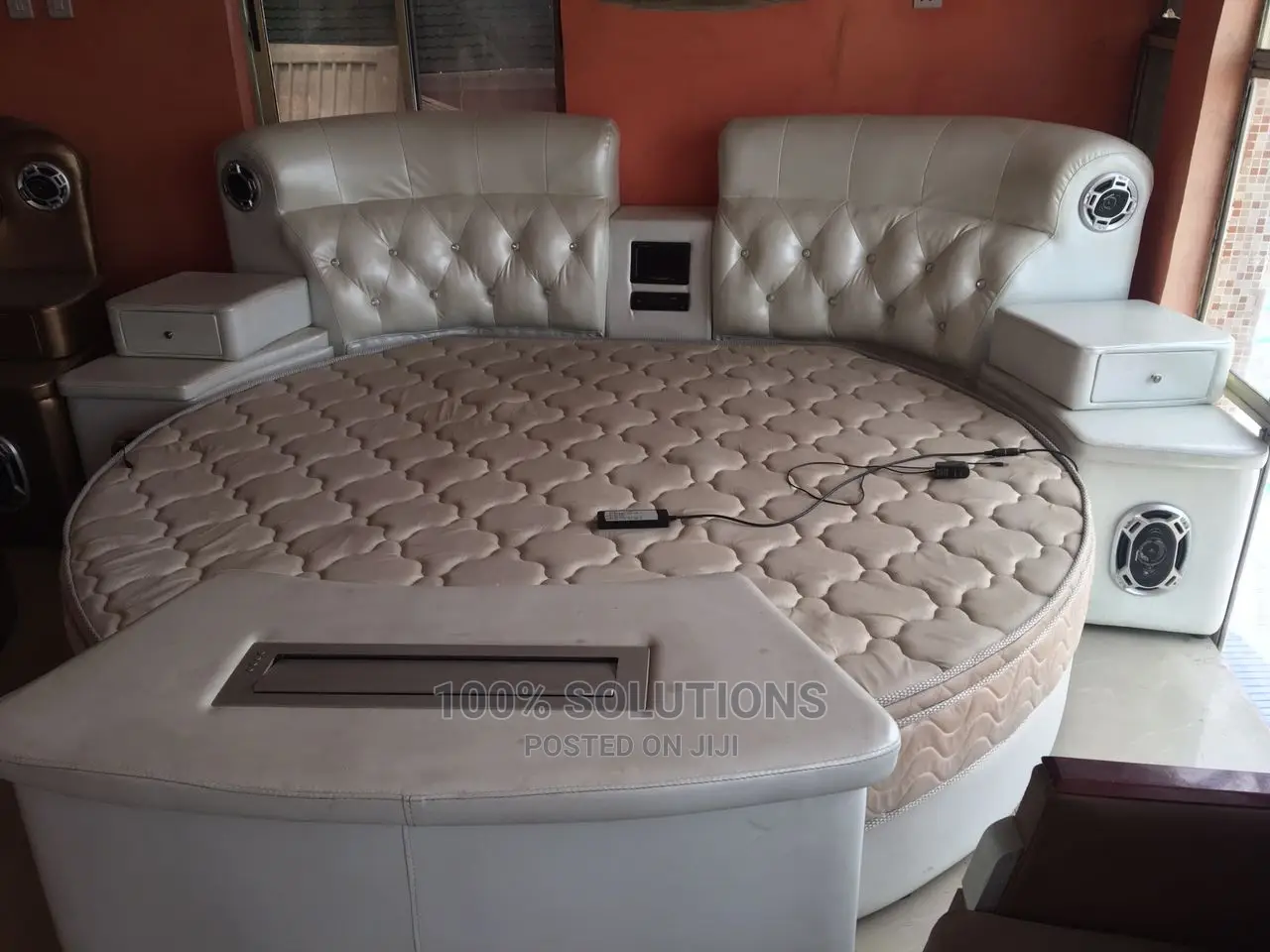 Standard Leather Round Bed Frame for Your Sleeping Comfort